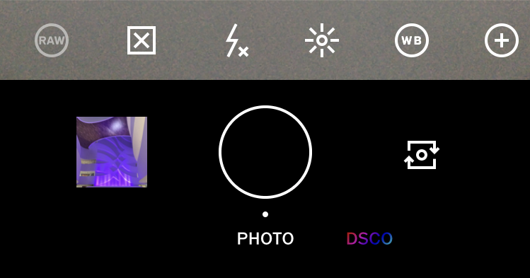 VSCO app showing 6 icons without labels in the navbar and 1 icon without a label in the main area. 